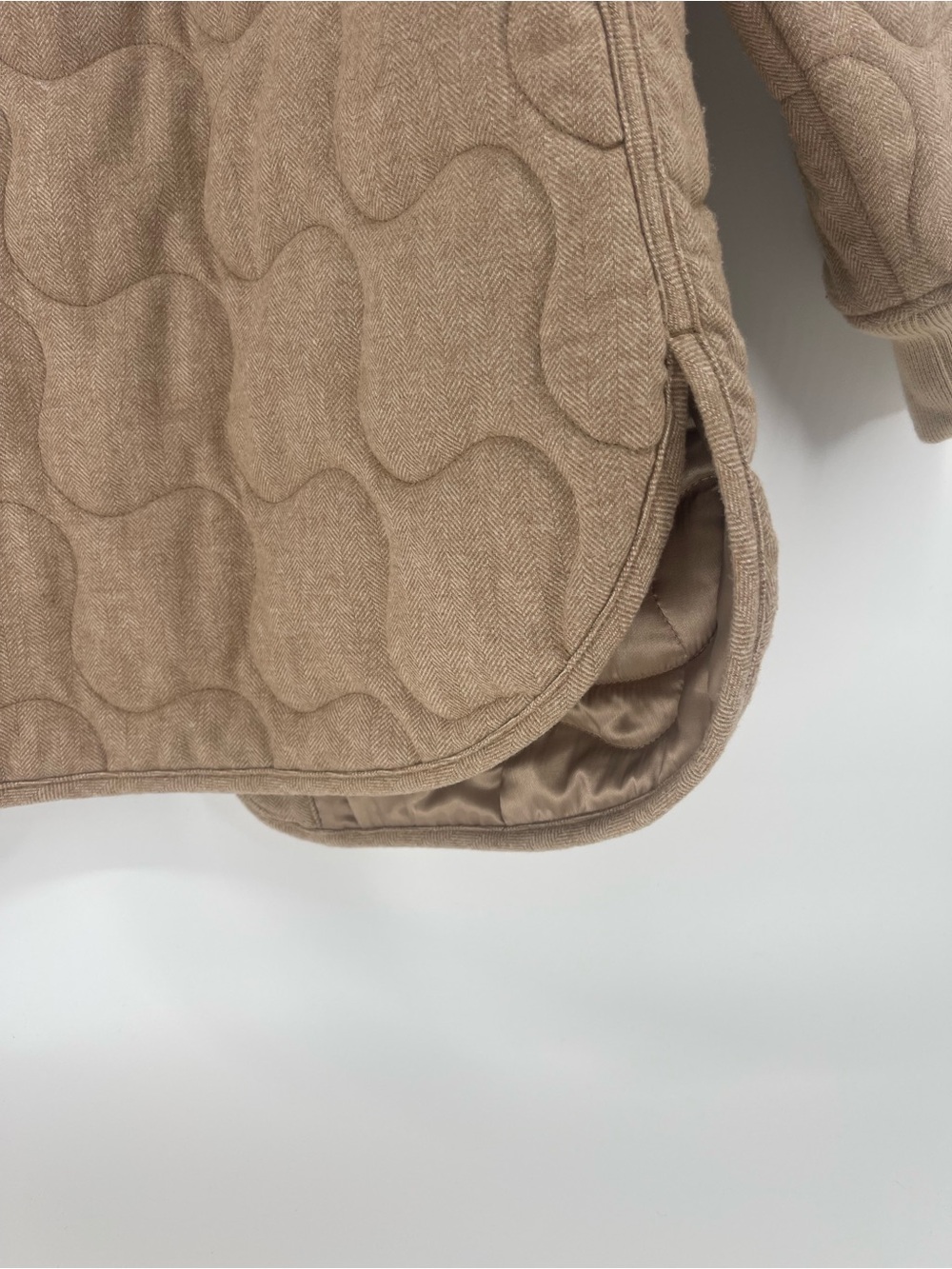 Madewell Quilted Bomber Jacket in Camel - Picture 9 of 15